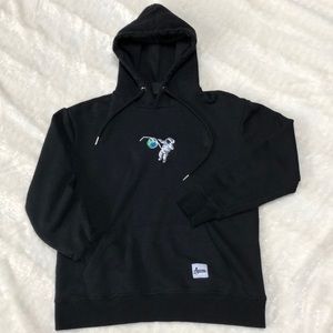 Men’s Agora “Lost” Hoodie🌏